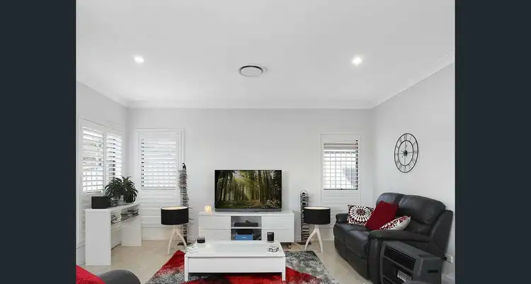 Second view of Homely townhouse listing, 1/25 Devonshire Crescent, Oak Flats NSW 2529