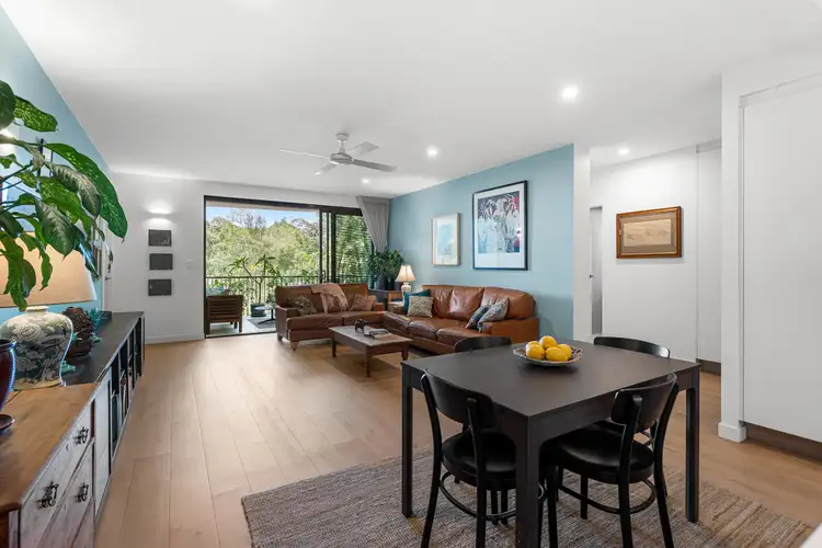 Third view of Homely unit listing, 6/10 Bay Terrace, Wynnum QLD 4178