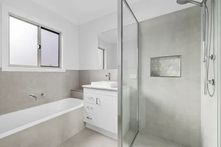 Third view of Homely house listing, 33 Canterbury Road, Emerald QLD 4720