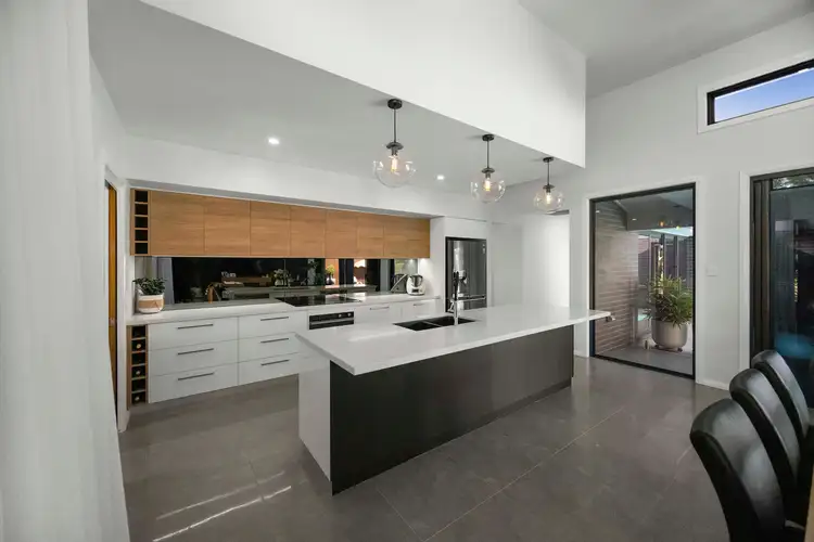 Fifth view of Homely house listing, 92 Lakeside Circuit, Dubbo NSW 2830