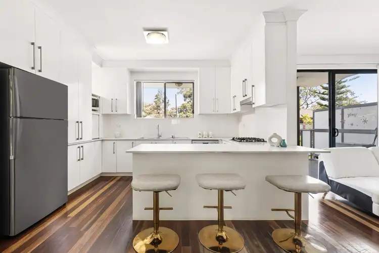 Fourth view of Homely unit listing, 4/74-76 Hampton Court Road, Carlton NSW 2218