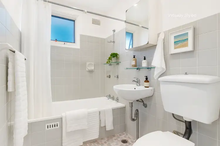 Fourth view of Homely apartment listing, 7/11 Grafton Crescent, Dee Why NSW 2099