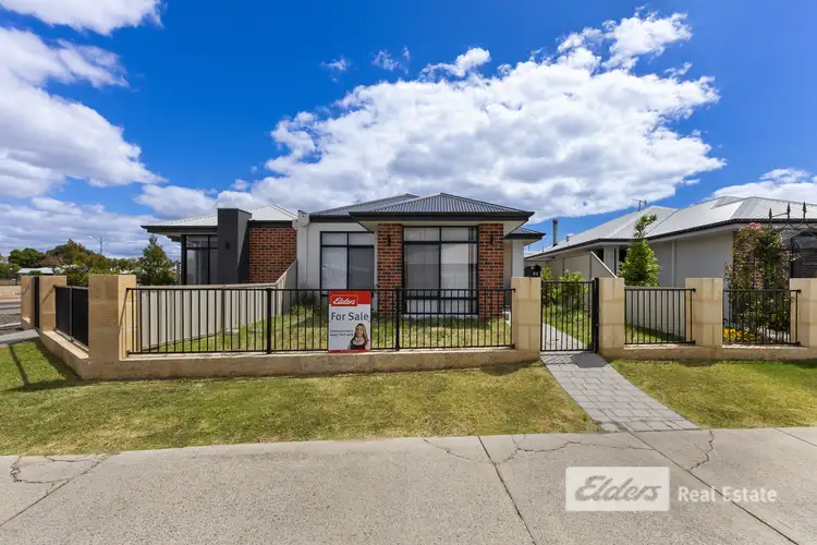 2/1 Aquila Drive