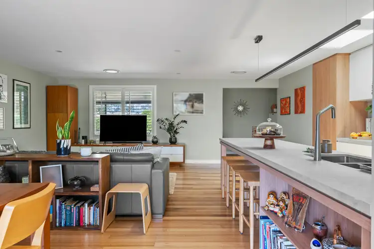 Fifth view of Homely house listing, 8 Strathaird Street, Strathmore VIC 3041