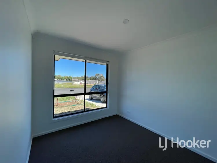 Fourth view of Homely unit listing, 6A Parkland Close, Inverell NSW 2360