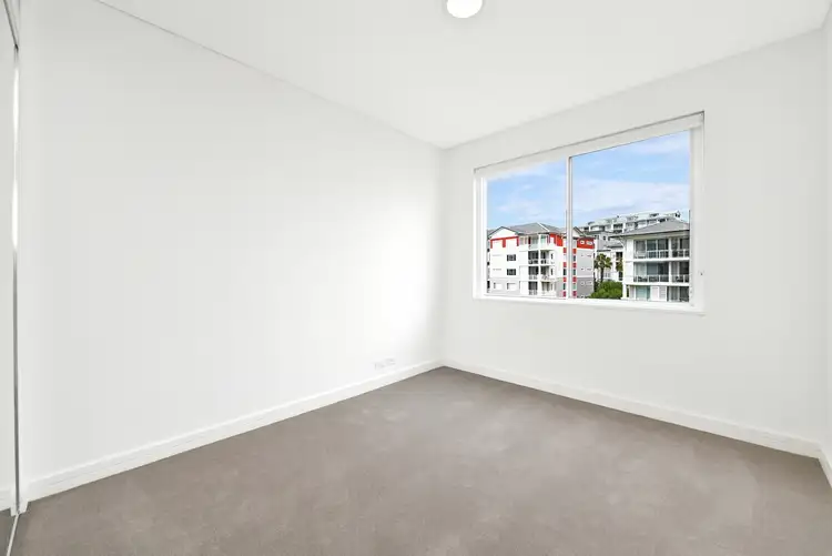 Fourth view of Homely apartment listing, 401/38 Peninsula Drive, Breakfast Point NSW 2137