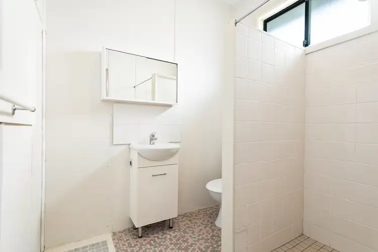 Sixth view of Homely unit listing, 3/29 Kurrajong Street, Windang NSW 2528