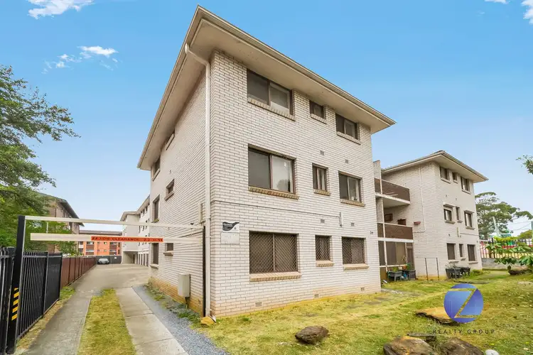 10/34 Remembrance Avenue, Warwick Farm NSW 2170