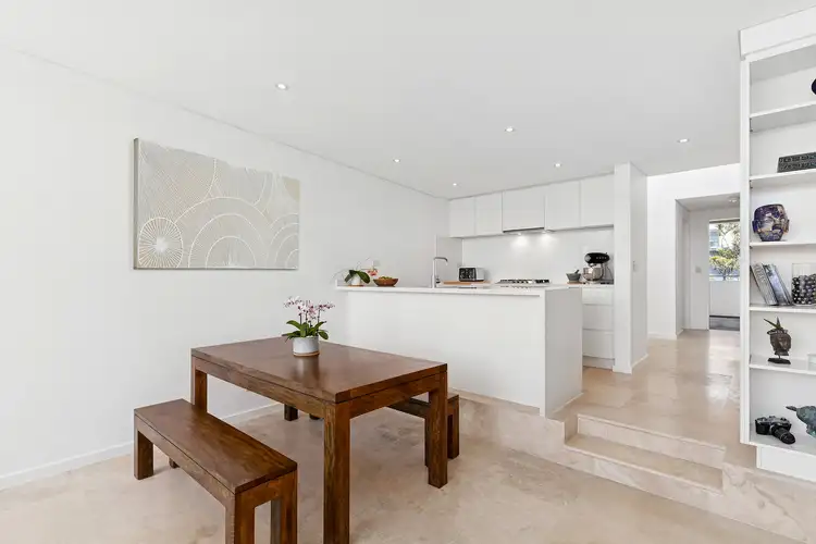 Third view of Homely apartment listing, 17/11-15 Alexander Street, Coogee NSW 2034