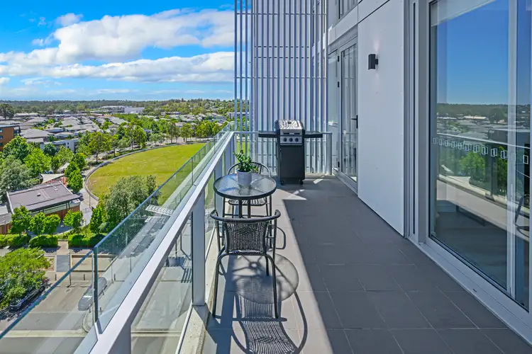 1002/10 Aviators Way