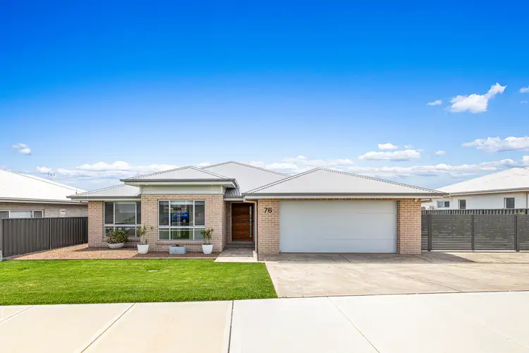 76 Verdelho Drive, Tamworth NSW 2340