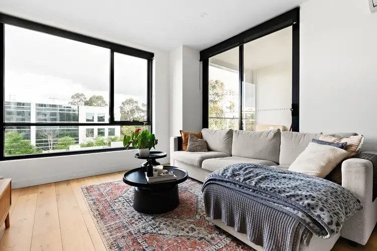 206/408 Burwood Highway