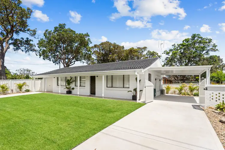 82 Fravent Street, Toukley NSW 2263