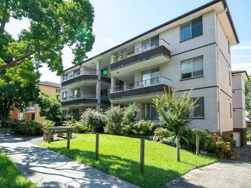 Main view of Homely unit listing, 8/62 Park Road, Hurstville NSW 2220