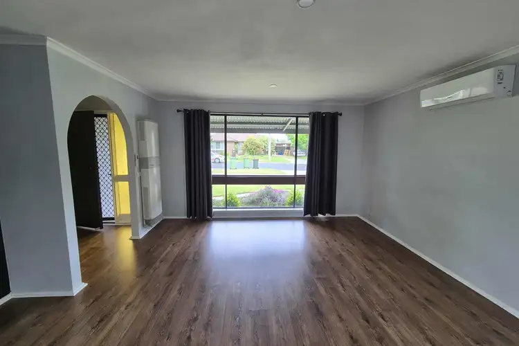 Third view of Homely house listing, 9 Robert Crescent, Wodonga VIC 3690