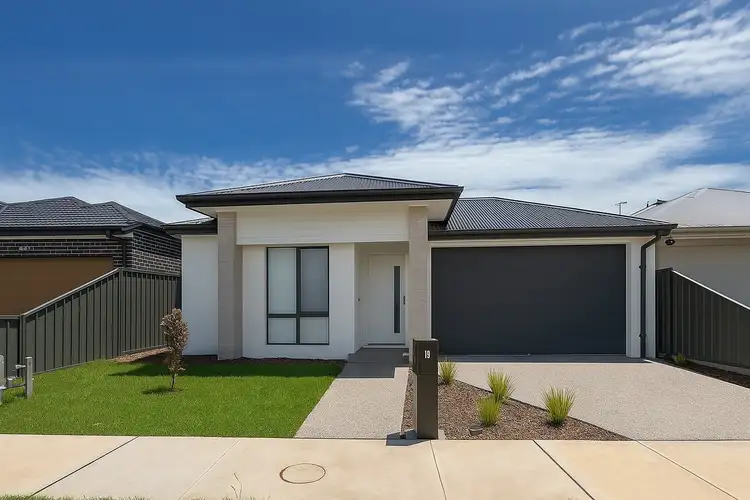 19 Ravine Drive, Wollert VIC 3750