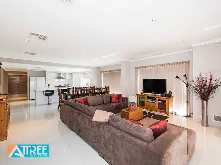 Fourth view of Homely house listing, 4 Silvershot Avenue, Harrisdale WA 6112