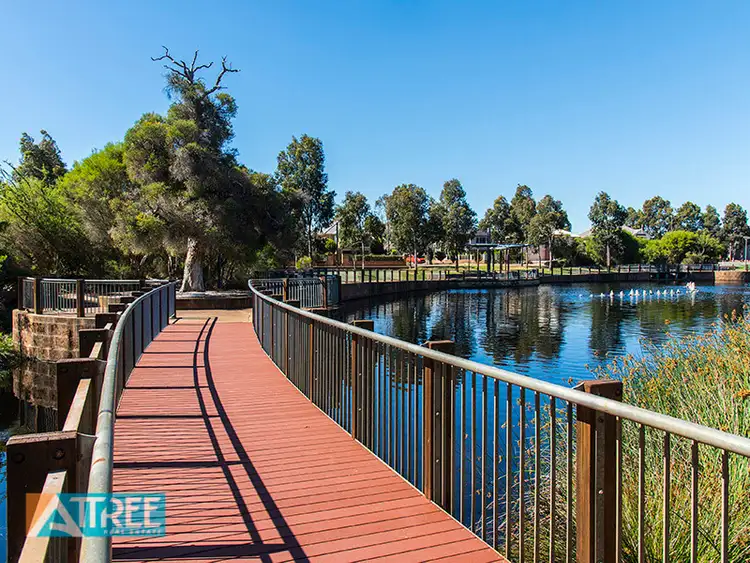 Fifth view of Homely house listing, 4 Silvershot Avenue, Harrisdale WA 6112