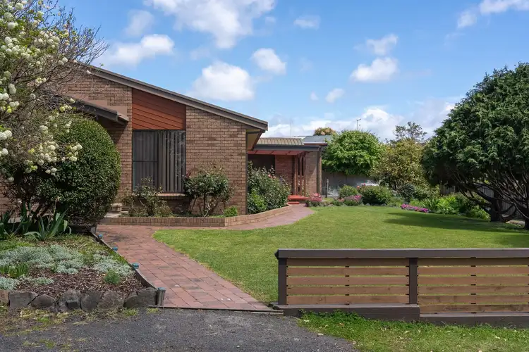 8 Casey Street North