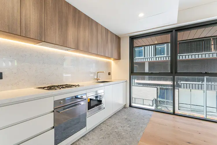 G88/10 Peters Street