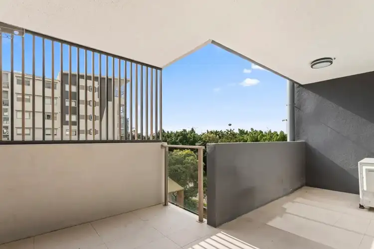 Sixth view of Homely apartment listing, 303/37-39 Regent Street, Woolloongabba QLD 4102