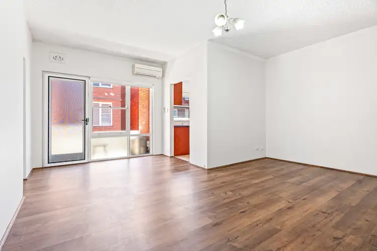 7/168-170 Chuter Avenue