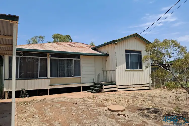 39 Jacobsen Crescent, Mount Isa QLD 4825
