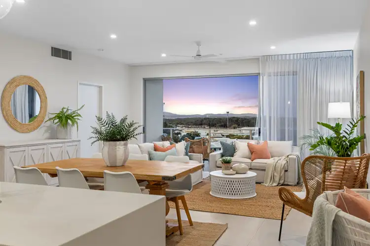 102/93 Sheehan Avenue, Hope Island QLD 4212