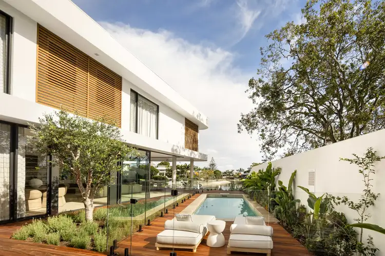 29 Karbunya Street, Mermaid Waters QLD 4218