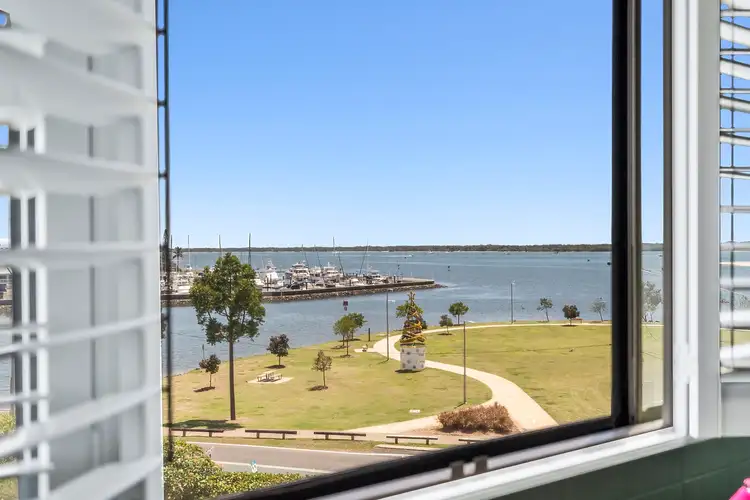 18/554 Marine Parade, Biggera Waters QLD 4216