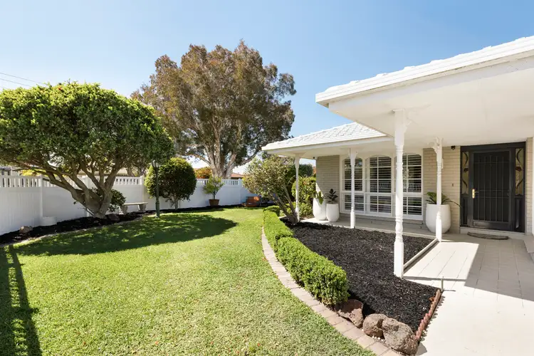 17 Blackburn Drive, Cheltenham VIC 3192