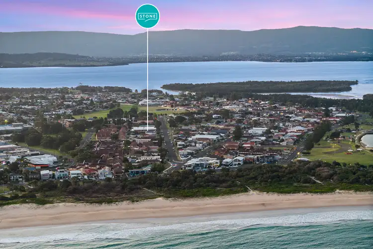 Sixth view of Homely house listing, 32 Peterborough Avenue, Lake Illawarra NSW 2528