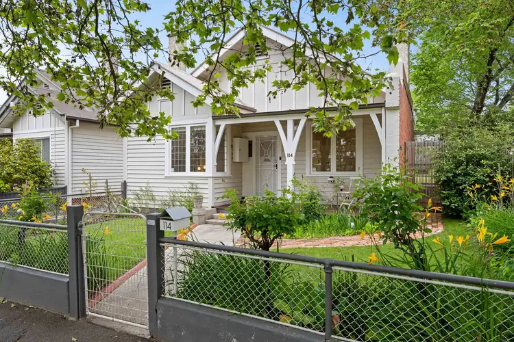 114 Dawson Street South