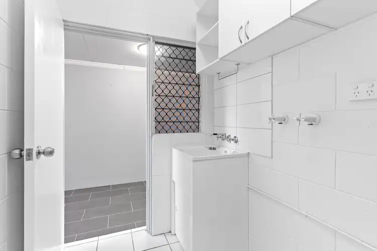 Seventh view of Homely unit listing, 4/24 Hill Street, Manunda QLD 4870