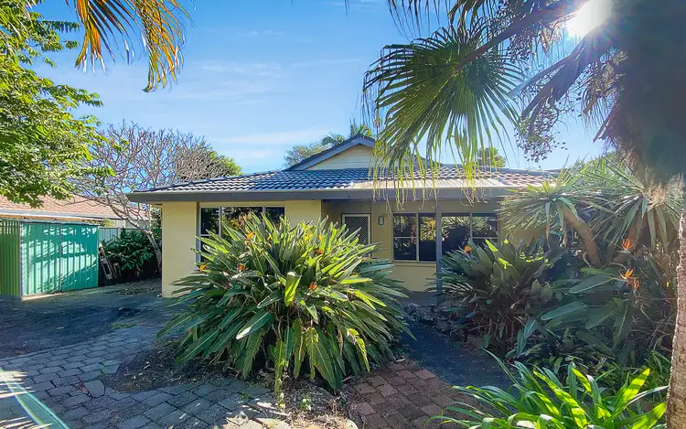 1/4 Belongil Crescent