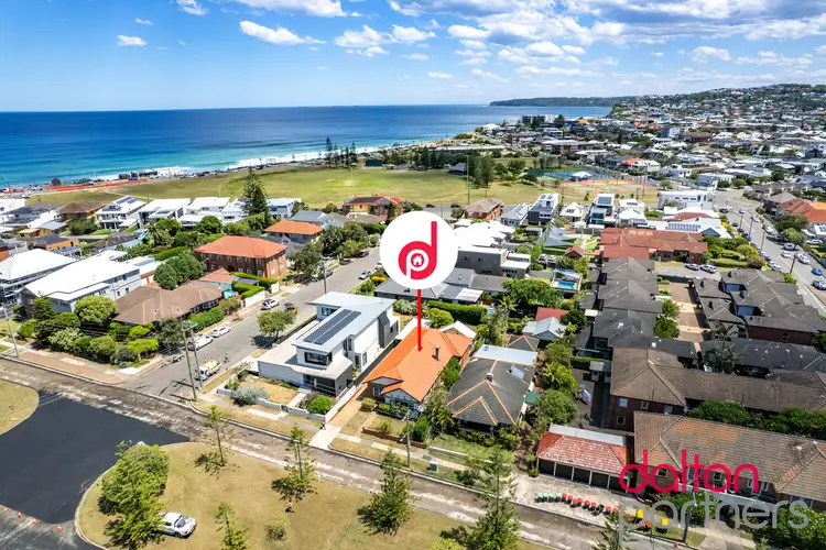 33 Parkway Avenue, Bar Beach NSW 2300