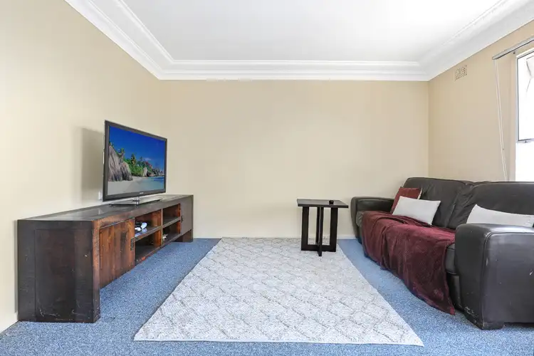 Third view of Homely block of units listing, 1 Pine Cres & 51 Heaslip Street, Coniston NSW 2500