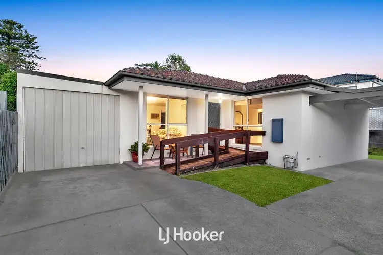 2/27 Ronald Street, Dandenong VIC 3175