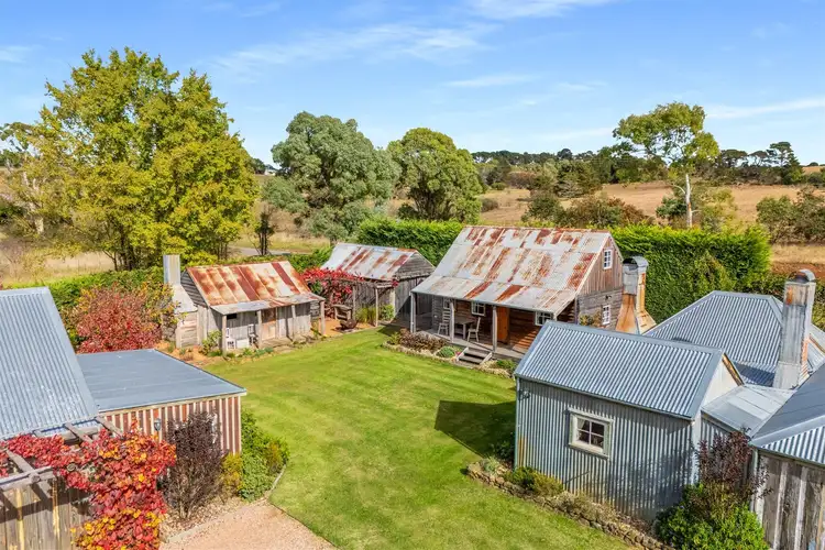 90 Bunnaby Street, Taralga NSW 2580