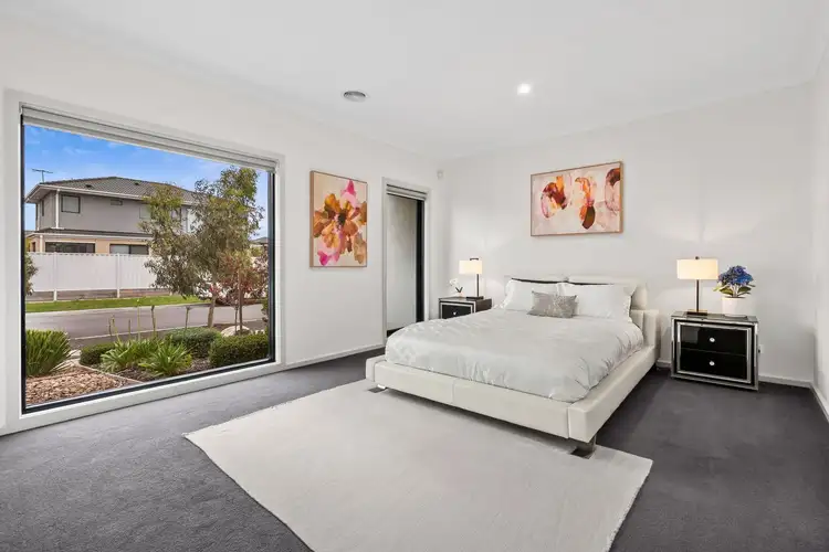 Fifth view of Homely house listing, 2 Canola Court, Lovely Banks VIC 3213