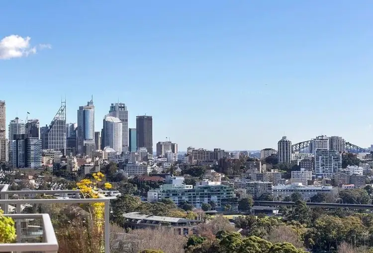 83/186 Sutherland Street