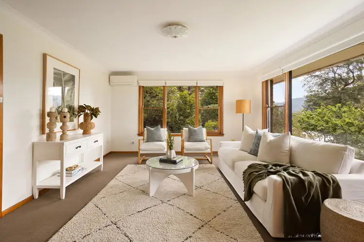 23 Hilltop Avenue, Wollongong NSW 2500