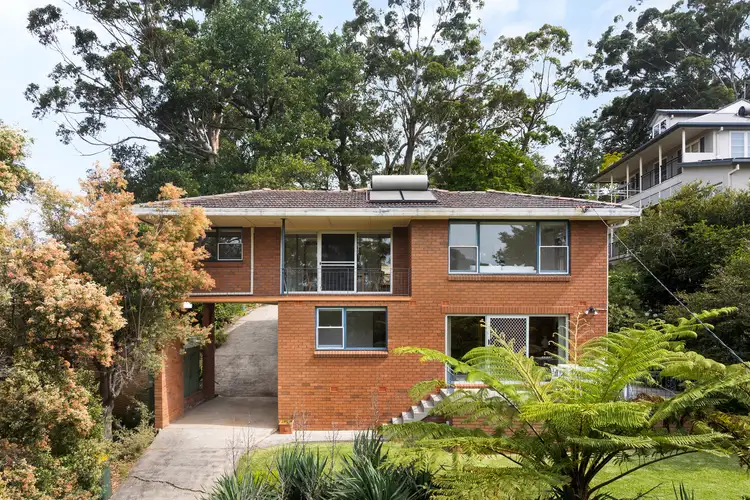 23 Hilltop Avenue, Wollongong NSW 2500