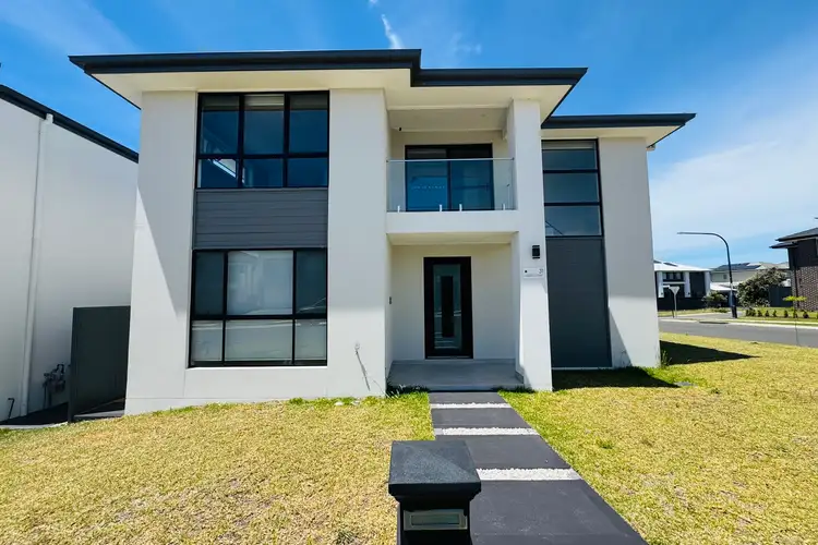 31 Hausfield Street, Tallawong NSW 2762