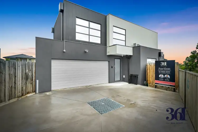 10/11 Lawford Street