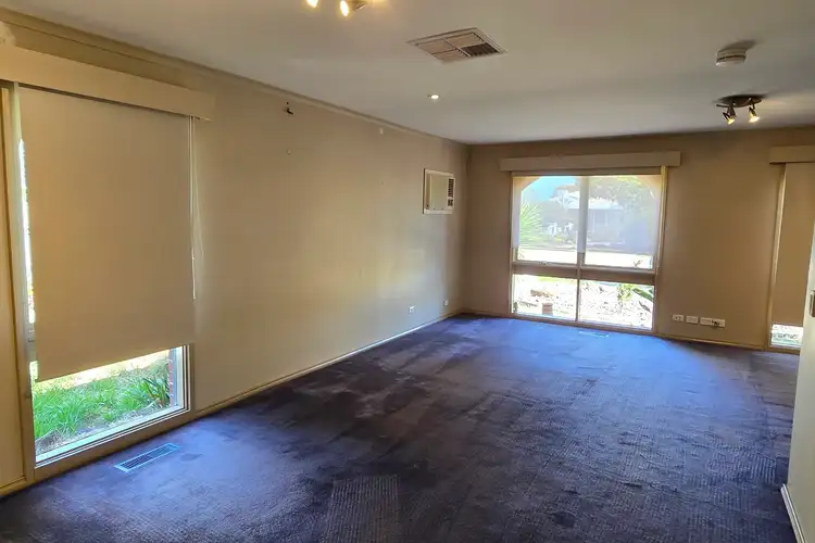 Fourth view of Homely house listing, 8 Linlithgow Way, Melton West VIC 3337