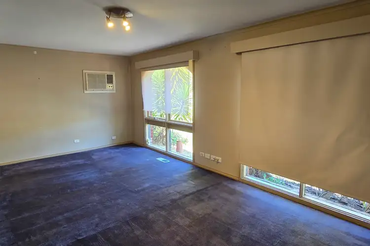 Sixth view of Homely house listing, 8 Linlithgow Way, Melton West VIC 3337