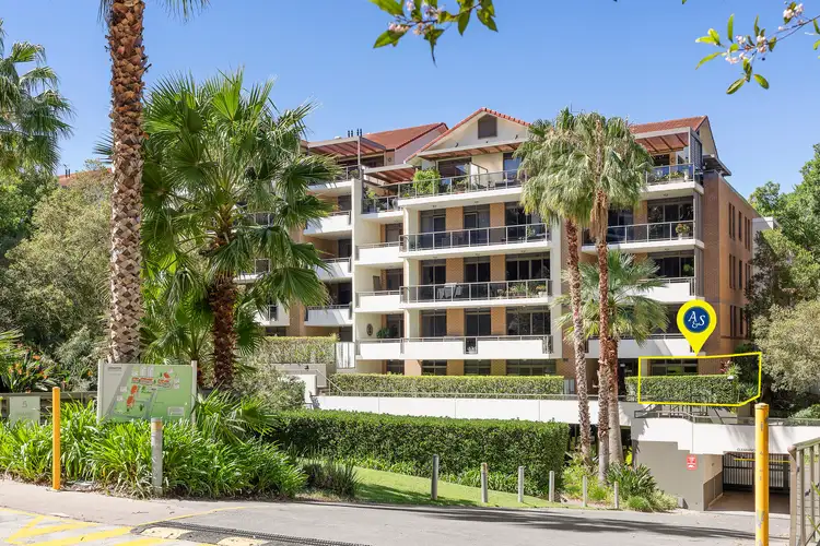 506/2C Munderah Street