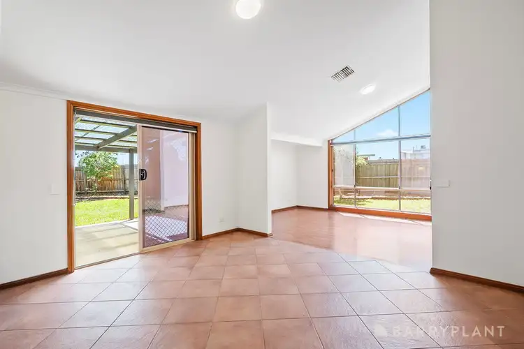 Fourth view of Homely house listing, 10 Barklya Court, Hoppers Crossing VIC 3029