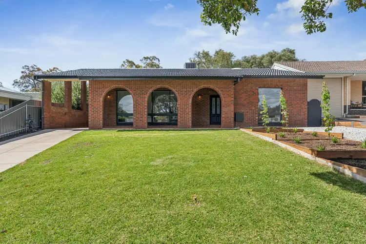 44 Carnoustie Avenue